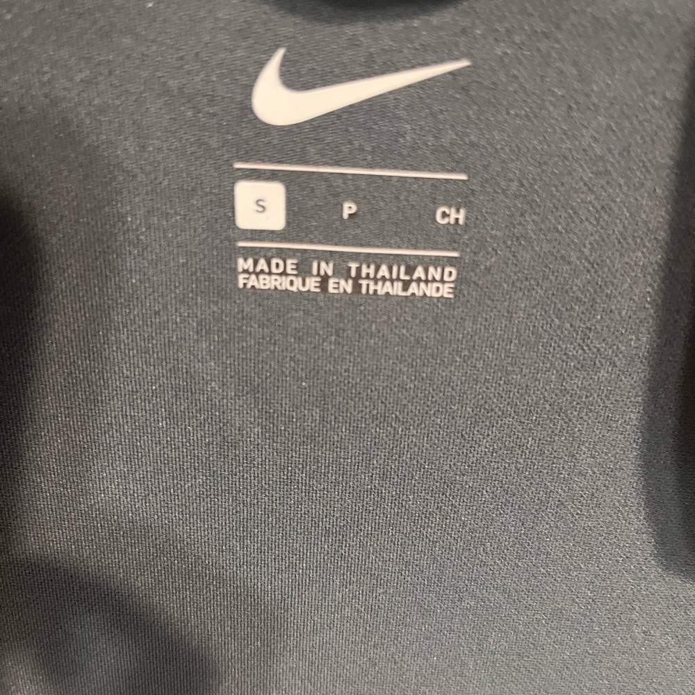 - Nike Jacket - Picture 6 of 8